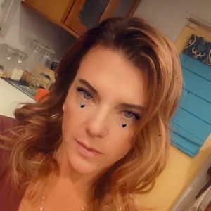 Meet your Posher, Marcia